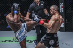 Armen-Petrosyan-vs-Chris-Ngimbi-7