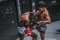 Chamuaktong-Fightermuaythai-vs-Brown-Pinas-3