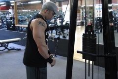 1_ironpinoy-Chris-San-Juan-Biceps-Triceps-Workout-Routine-14-upscaled
