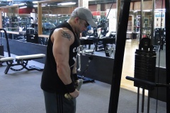 1_ironpinoy-Chris-San-Juan-Biceps-Triceps-Workout-Routine-17-upscaled