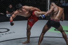 Eduard-Folayang-vs-Amir-Khan-16