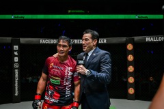 Eduard-Folayang-vs-Amir-Khan-25