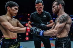 Hiroba-Minowa-vs-Jarred-Brooks-21