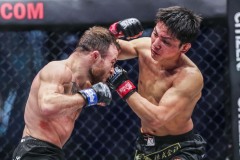 Hiroba-Minowa-vs-Jarred-Brooks-5
