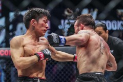 Hiroba-Minowa-vs-Jarred-Brooks-7