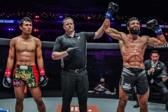 Jo-Nattawut-vs-Chingiz-Allazov-19