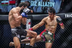 Jo-Nattawut-vs-Chingiz-Allazov-3