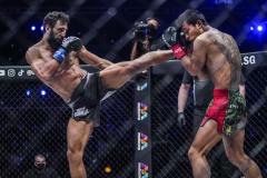 Jo-Nattawut-vs-Chingiz-Allazov-30