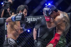 Jo-Nattawut-vs-Chingiz-Allazov-31