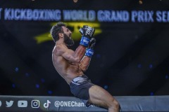 Jo-Nattawut-vs-Chingiz-Allazov-35