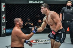 Marcus-Almeida-vs-Anderson-Silva-5