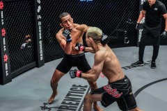 Purev-Otgonjargal-vs-Micael-De-Jesus-12