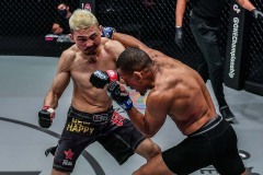Purev-Otgonjargal-vs-Micael-De-Jesus-23