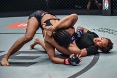 Ritu_Phogat_vs_Jenelyn_Olsim-15