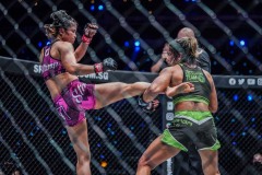 Stamp_vs_Julie_Mezabarba-45