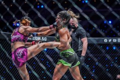 Stamp_vs_Julie_Mezabarba-46