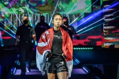 Victoria-Lee-vs-Victoria-Souza-19