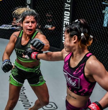 Stamp vs Julie Mezabarba 10