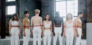 How Social Media is Changing the Fitness Industry The fitness industry has undergone a massive transformation over the past decade, largely due to the rise of social media. What was once dominated by traditional gym memberships, personal trainers, and printed fitness guides has now shifted to digital platforms, where fitness influencers, workout apps, and online coaching take center stage.