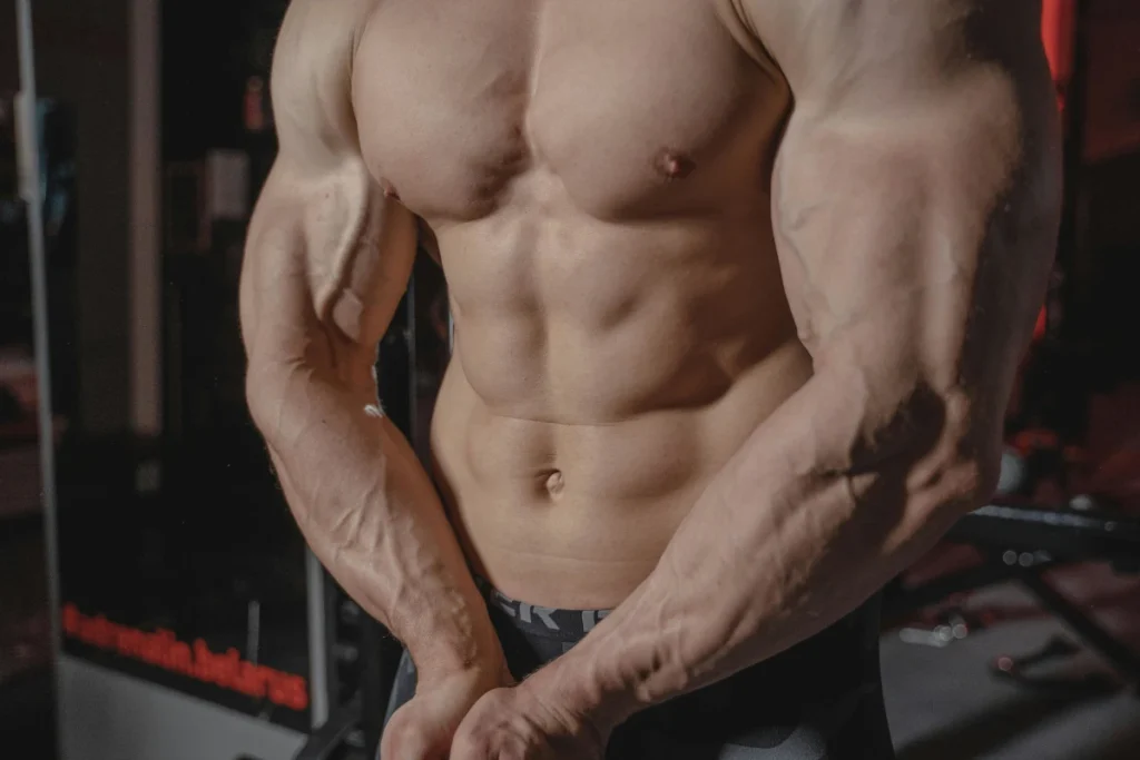 How to Maintain Muscle During the Summer Without Overtraining 1 Is High Reps or Low Reps Better for Muscle Growth?